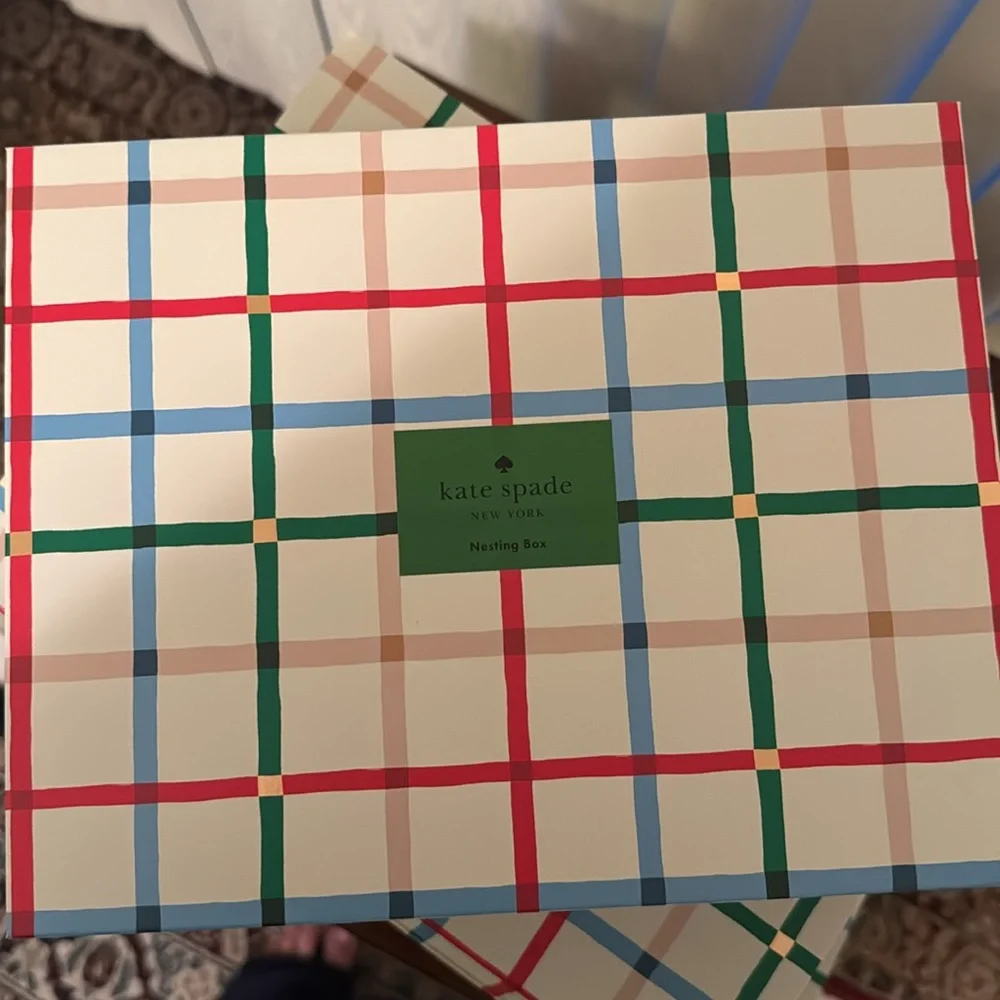 Full of Kate Spade Holiday Plaid Nesting Flap Boxes - Picture 2 of 3